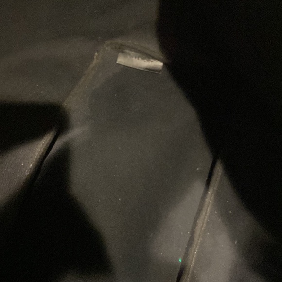 Authentic ❤️givenchy - Picture 5 of 7